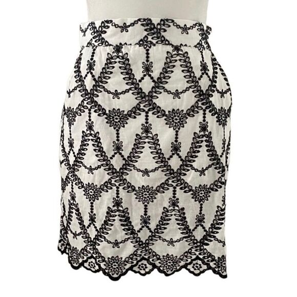MINKPINK Harvey Mini  Skirt Black White Embroidered Floral Revolve SZ S NWT - Picture 16 of 16